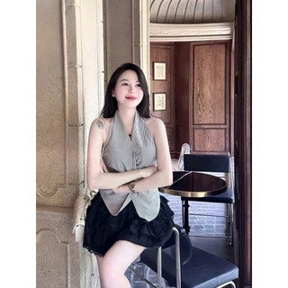 Set váy ngắn siêu gợi cảm thời trang nữ chất áo Lennin kẻ sọc cổ yếm không tay váy Đũi dáng xoè thiết kế viền Ren