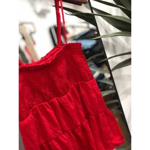 🌹Áo 2 dây babydoll đỏ rực – ngọt ngào nhưng vẫn cực nổi bật✨