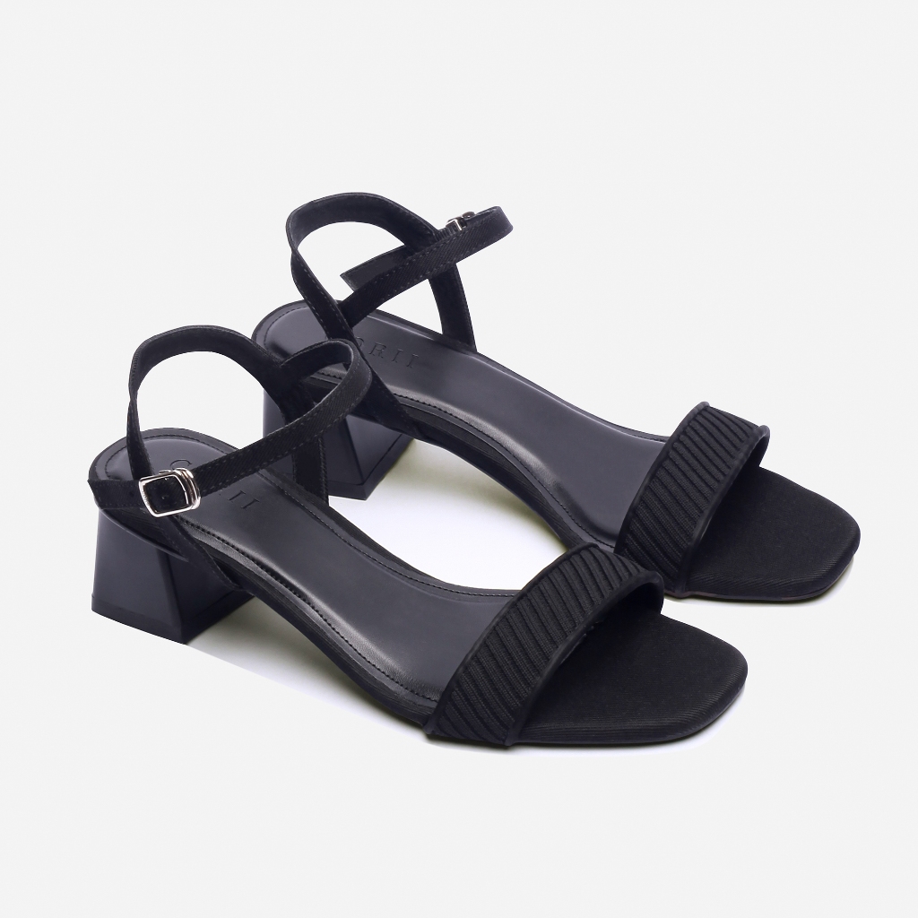 CORII - Giày Sandal Cao Gót Quai Ngang Bản Nhỏ Mũi Vuông Gót 3cm Thời Trang và Thoải Mái Nhất - CR6FT31 Đen