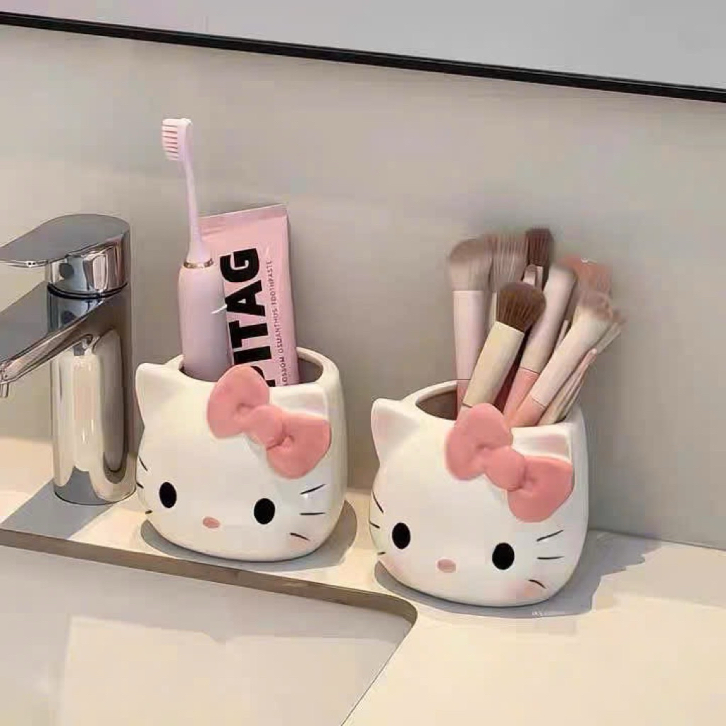 Ống cắm bút, đựng cọ trang điểm hello kittty đa năng tiện lợi