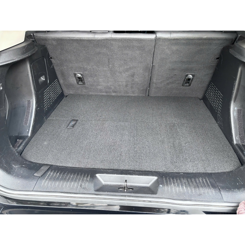 [Trả hàng nếu không ưng] VF7- Tấm ngăn chia cốp dưới xe VF7, gỗ MDF nhập khẩu
