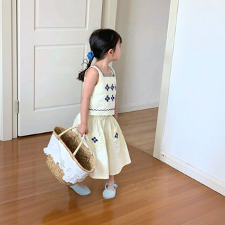 Sét Cho Bé Gái, Set Váy Cho Bé Gái  Họa Tiết Thêu Tinh Tế Chất Liệu Vải Thô Mềm An Toàn Với Da Bé