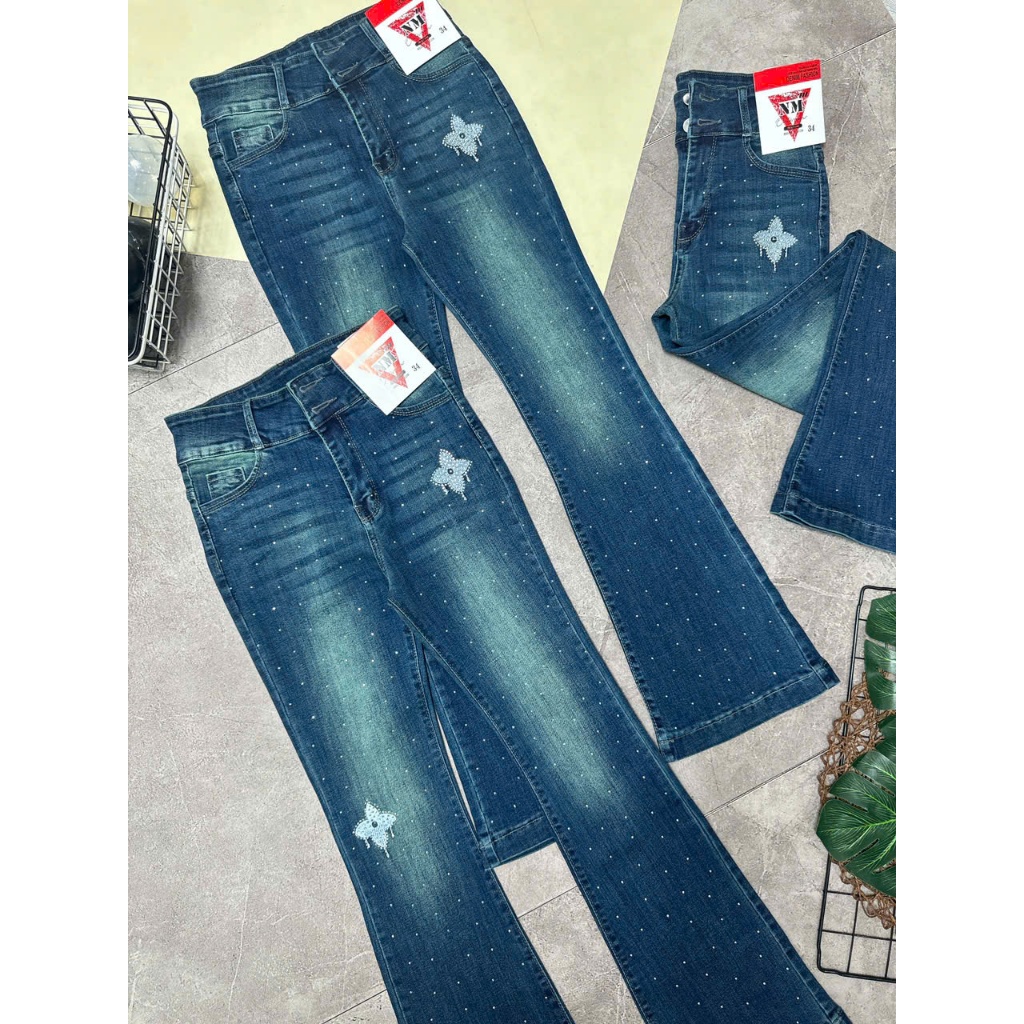 Quần Jeans Nữ Ống Loe Dài Lưng Cao Thêu Hoa Đính Đá