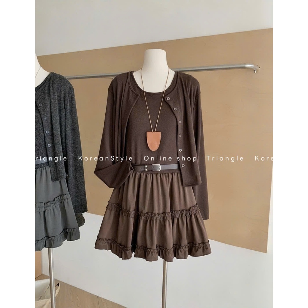 TRIANGLE - BEL SET (Cân nhắc kỹ, return is not welcomed)- Set đầm ngắn liền dáng xòe và áo khoác kèm belt