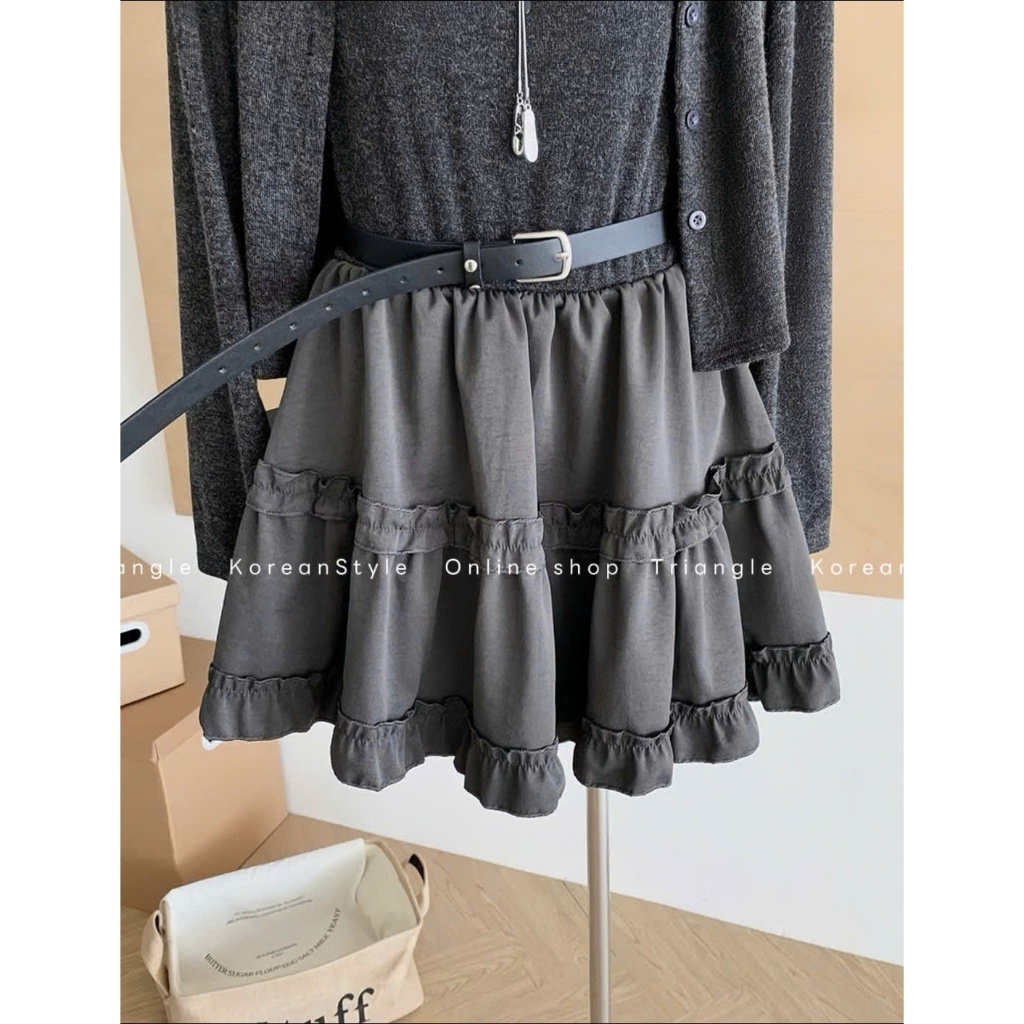 TRIANGLE - BEL SET (Cân nhắc kỹ, return is not welcomed)- Set đầm ngắn liền dáng xòe và áo khoác kèm belt
