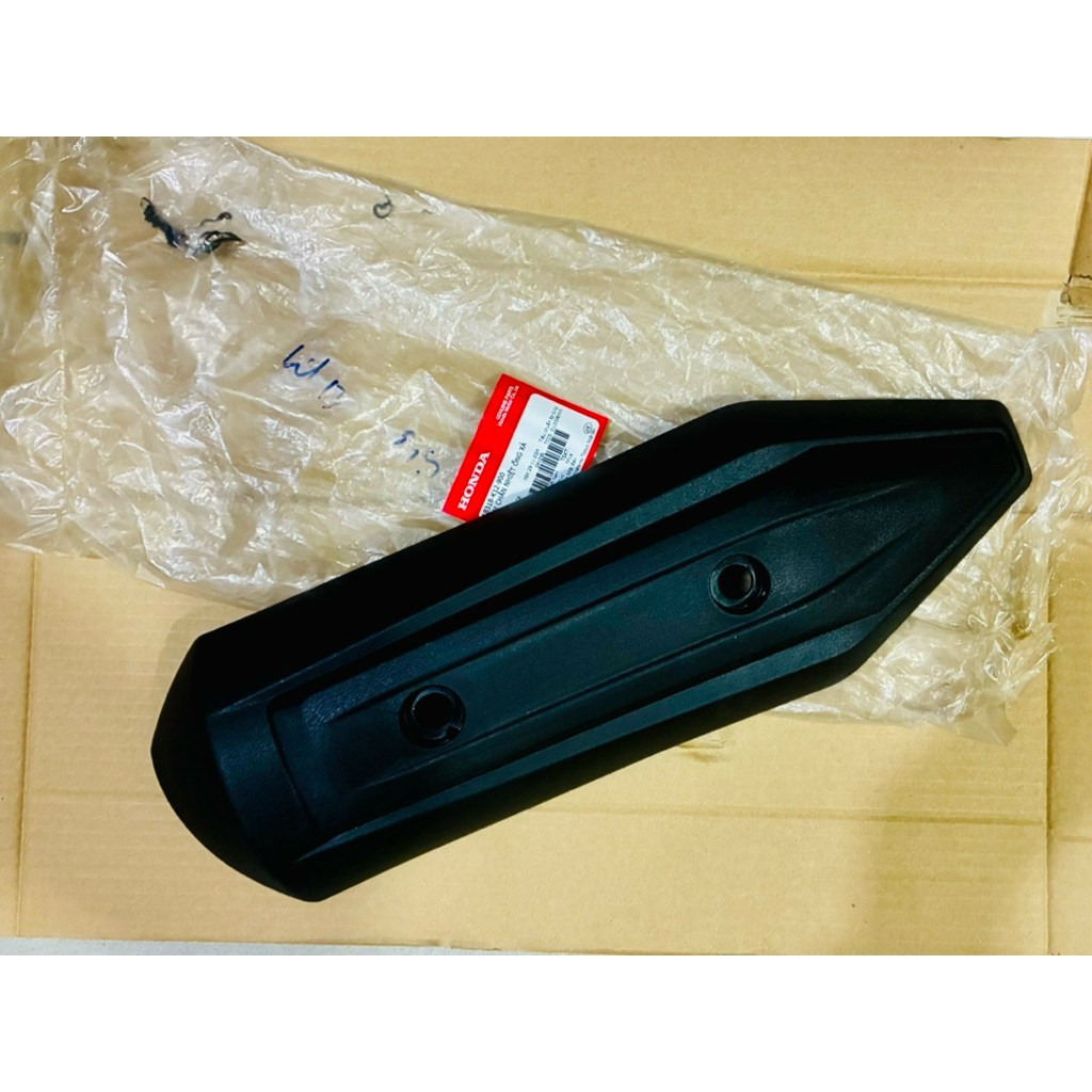 Ốp Bô Lead 125 2013 2016 Chính Hãng 18318K12900