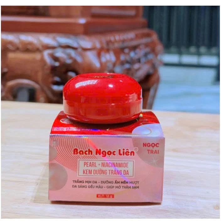 Kem Mặt Bạch Ngọc Liên Nghệ Dưỡng Trắng Da, Ngừa Mụn