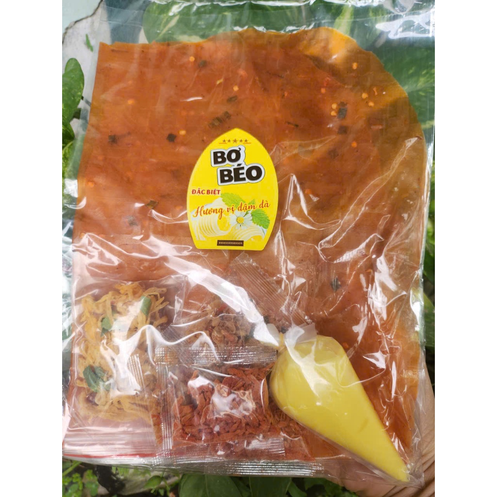 Bánh tráng dẻo bơ béo full topping.