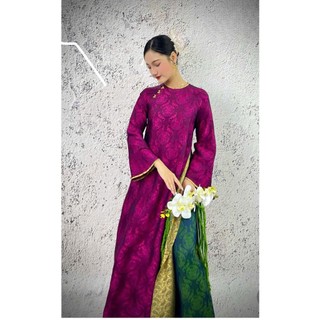 Áo dài gấm thọ dơi kiều dáng chuẩn. Sáng trọng may mắn trương thọ chỉ có ở áo gấm thọ dơi