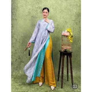 Áo dài gấm thọ dơi kiều dáng chuẩn. Sáng trọng may mắn trương thọ chỉ có ở áo gấm thọ dơi