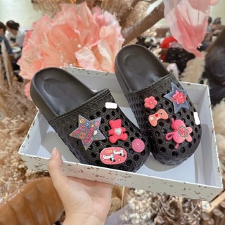 👠👠👠Dép sục rọ siêu xinh nhẹ êm ( tặng charm màu hồng ngẫu nhiên) size nhỏ