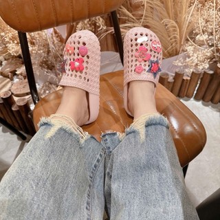 👠👠👠Dép sục rọ siêu xinh nhẹ êm ( tặng charm màu hồng ngẫu nhiên) size nhỏ
