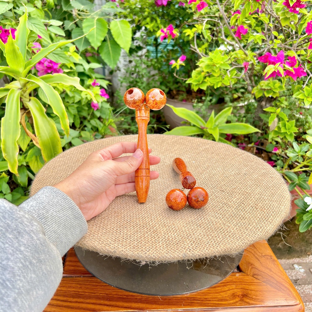 Cây Lăn Massage Gỗ Dừa Mặt Mũi Hít Loại Nhỏ Tiện Lợi, Nhỏ Gọn, Dễ Dùng, Đa Năng, Giảm Nhức Mỏi, Thư Giãn Cơ Thể - KIM TỨ