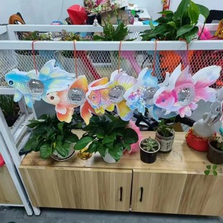 Đèn lồng trung thu hình con cá có đèn pha lê sáng lấp lánh