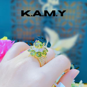 Nhẫn Nữ Hoàng Đá Peridot Xanh Đính Đá CZ Sang Trọng – Trang Sức Mạ Vàng 18K Cao Cấp