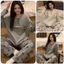 Set bộ đồ nỉ phối cúc in hình Kitty 2 màu nữ. Bộ đồ áo dài tay quần ống suông form rộng dễ thương