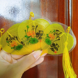 Lá bồ đề in chữ Vạn sự Bình An Tài Lộc Bình An