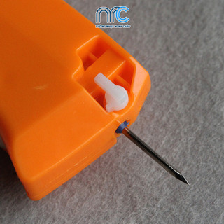 Máy bắn mác quần áo, máy bấm nhãn mác quần áo - Hàng đẹp lỗi 1 đổi 1