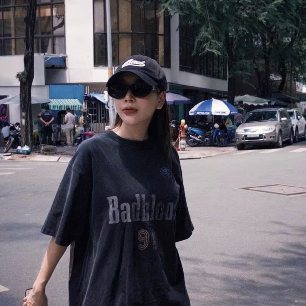 Áo phông badblood dáng unisex