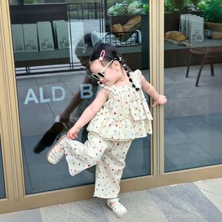 Bộ Đồ Bé Gái, Sét Áo 2 Dây Cho Bé Gái Quần Ống Suông Chấm Bi Chất Liệu Cotton Mềm Mại