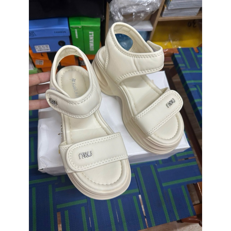 Sandal Nữ Đế Cao Su Êm Nhẹ, Quai Dán Thoải Mái – Phong Cách Hàn Quốc