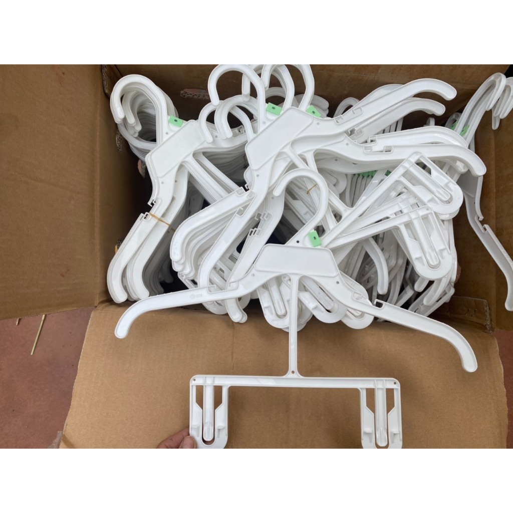 Product image (Combo 10 Cái )Móc Treo Quần Áo, Móc Bộ Bé Trẻ Em Bằng Nhựa 
