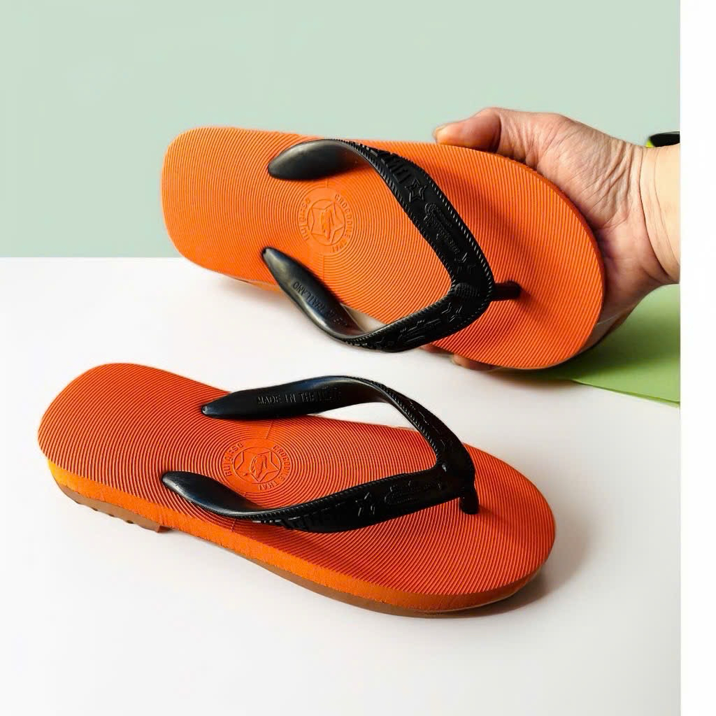 Dép lào cá sấu (made in Thái Lan).Đế cao su đúc nguyên khối êm, mềm dẻo bền bỉ chắc chắn.Dép nam nữ nhiều màu sắc.