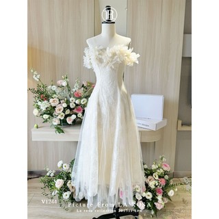 Váy Đi Cưới, Đầm Đi Bàn Cô Dâu LA ROSA Thiết Kế Dáng Dài Trễ Vai Đính Hoa Tiểu Thư, Thanh Lịch V1244