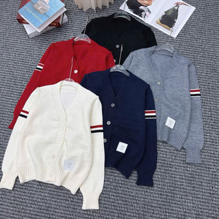 LT - Áo khoác len cadigan sọc tay cổ tim tag gấu, len ép dày dặn free size 1302