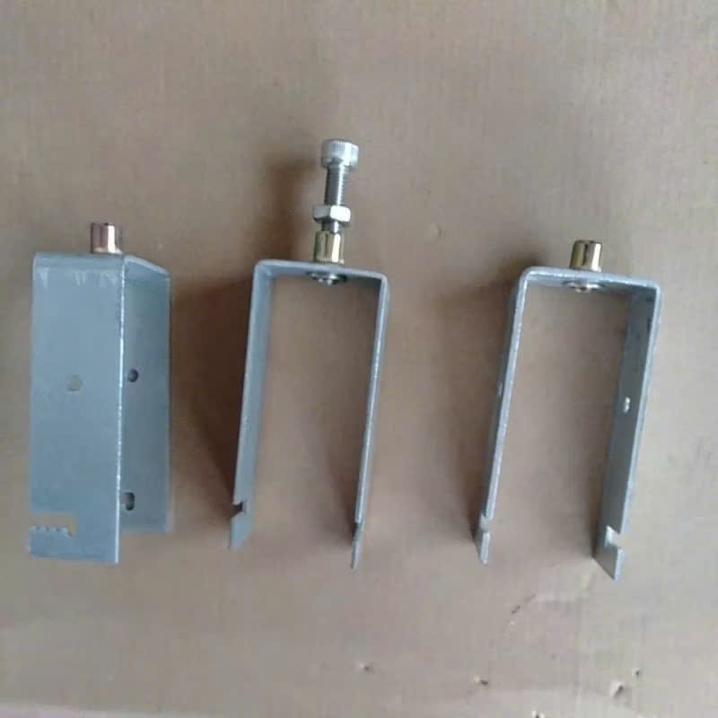 Kẹp U, Pát U 40x40 , 30x60, 40x80 cho lắp đặt tấm pin năng lượng mặt trời