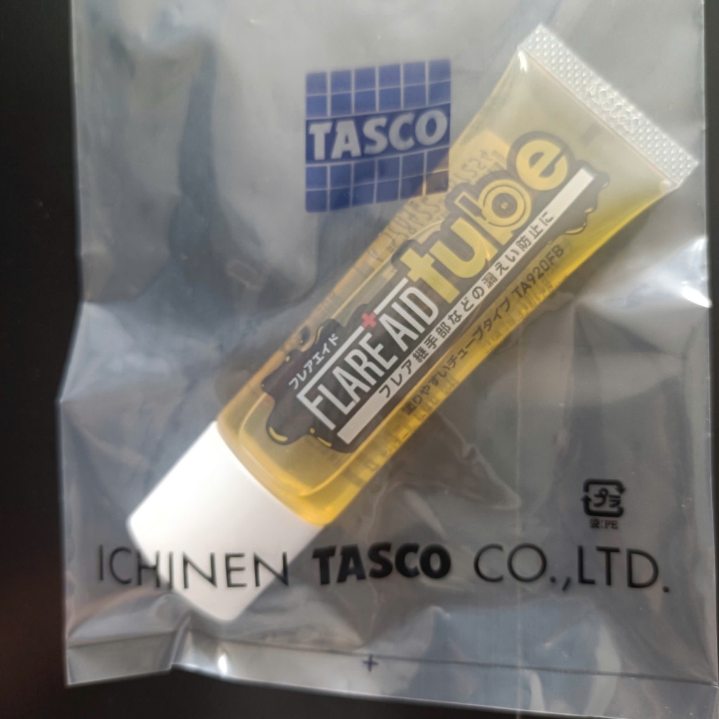 KEO BÔI MIỆNG LOE CHỐNG RÒ TASCO MADE IN JAPAN TA920FA/FB
