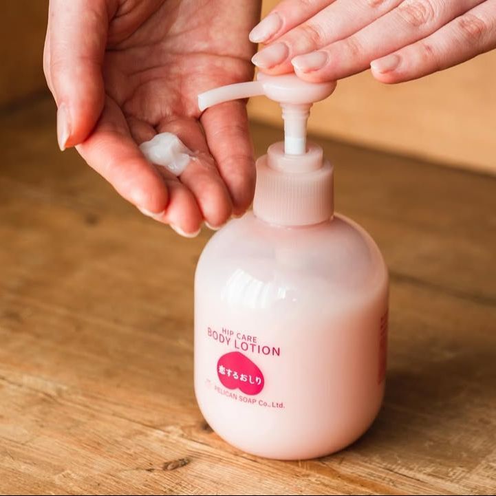 Sữa Dưỡng Thể Cấp Ẩm Và Dưỡng Trắng Da Pelican Hip Care Body Lotion 200mL