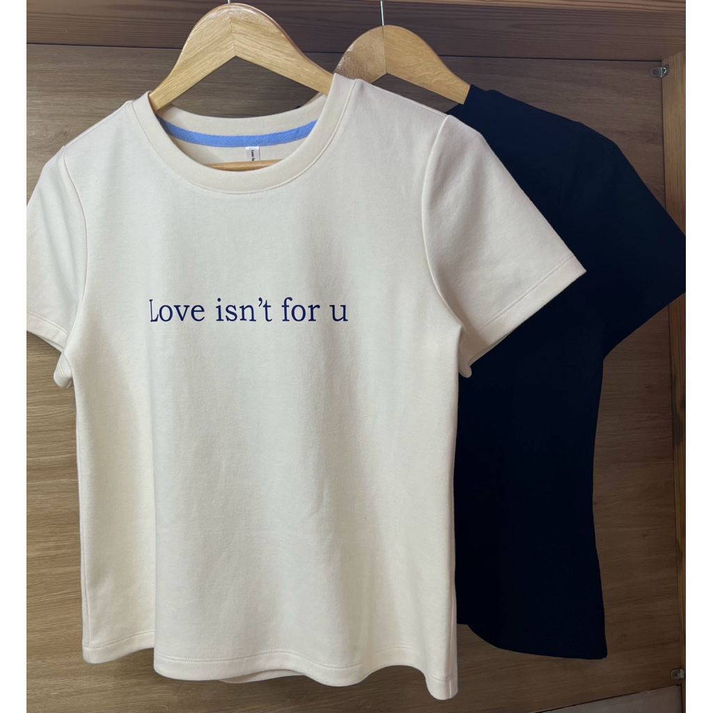 LUMI - Áo thun nữ tay ngắn vải cotton co giãn 4 chiều, áo phông thời trang đi chơi màu trắng/ đen