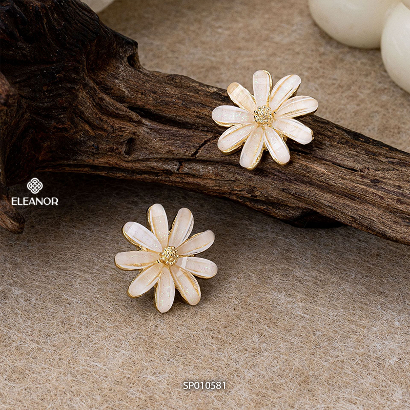 Bông tai nữ chuôi bạc 925 Eleanor Accessories hình hoa đính đá phụ kiện trang sức khuyên tai 10581