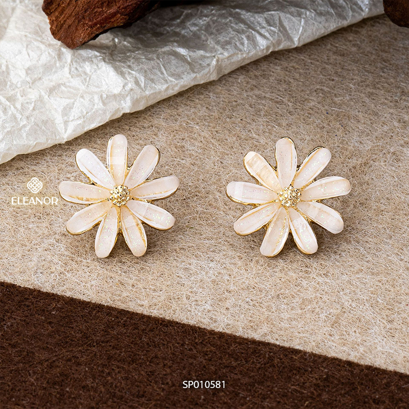 Bông tai nữ chuôi bạc 925 Eleanor Accessories hình hoa đính đá phụ kiện trang sức khuyên tai 10581