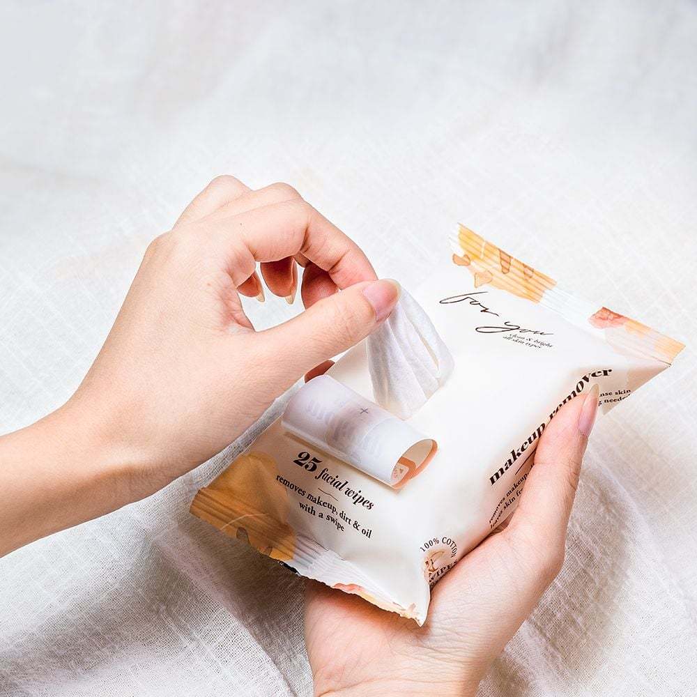 Khăn giấy ướt tẩy trang nhanh Makeup Remover Ecowipes gói 25 tờ Hương Dưa Leo Sạch Da Dưỡng Ẩm