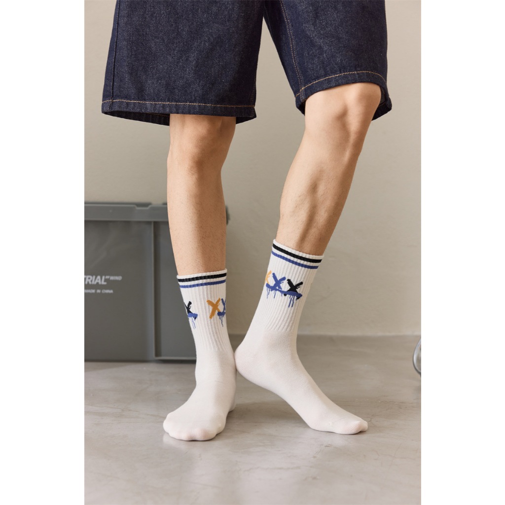 Vớ Tất Unisex thể thao chữ CLASS cổ cao phong cách thể thao, năng động.