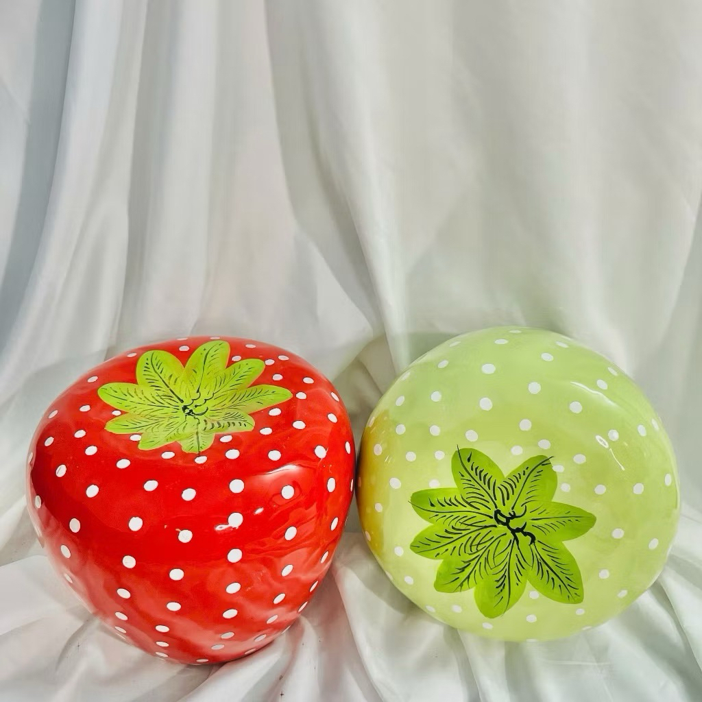 Lợn đất heo đất ống heo tiết kiệm decor - Trái dâu - Bát Tràng