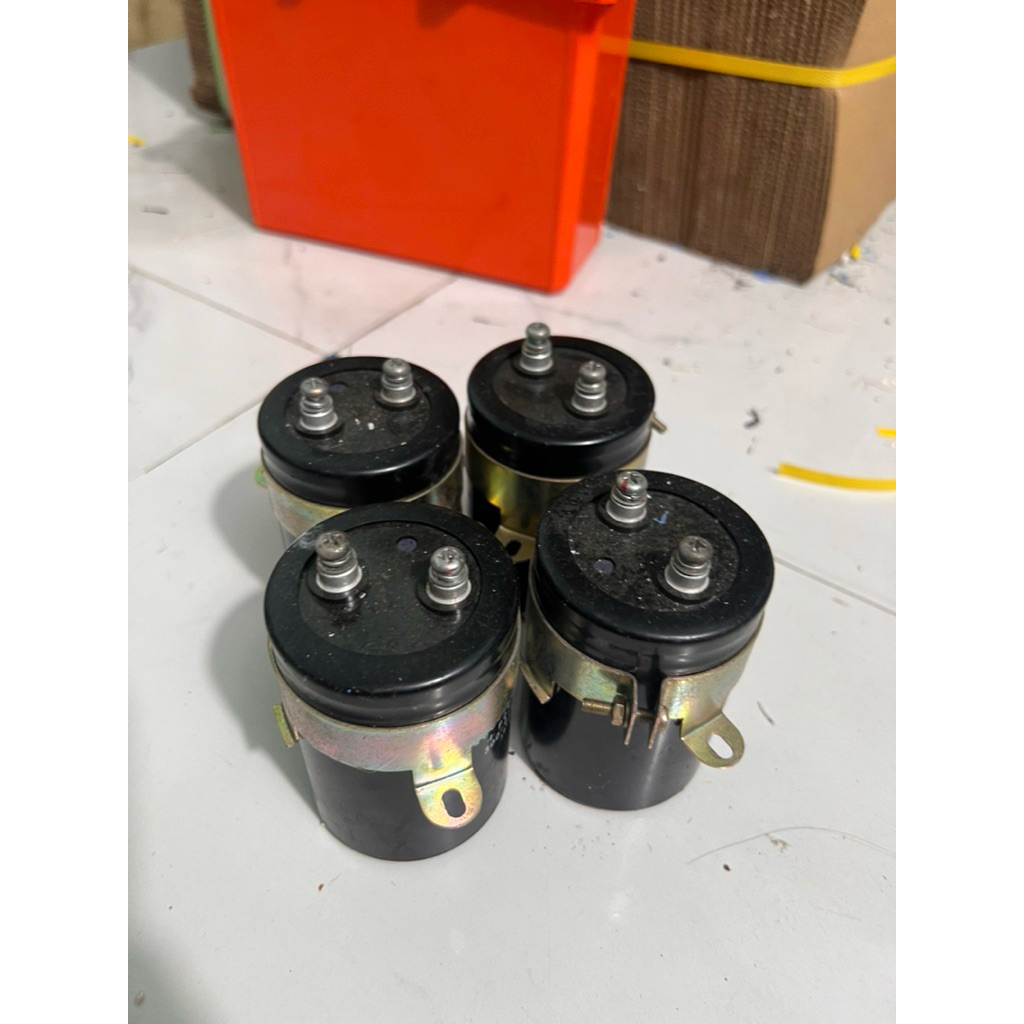 [TPHCM] 1 Cặp Tụ 400-450V  “Hàng Tháo Biến Tần” Đủ Các Loại
