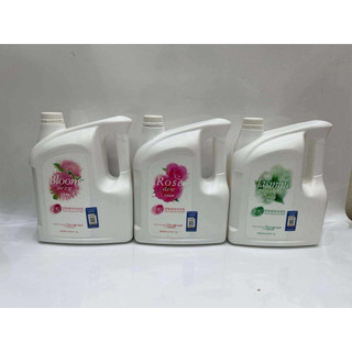 Sữa tắm Joyce&Doll mẫu cũ chính hãng can 4l-chuyên cho petshop