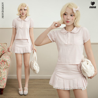 MONÁ - Set đồ nữ Áo sơ mi cổ sen búp bê tay phồng Chân váy xếp ly chấm bi phối ren - POENY SET