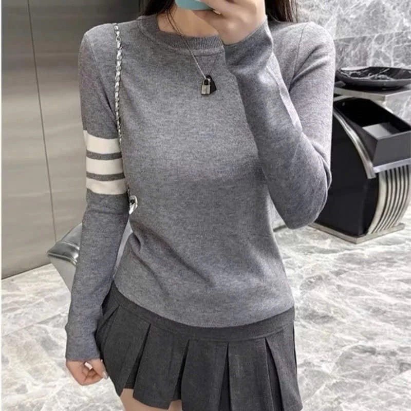Sét áo dài tay 4 sọc from ôm babytee mix quần cạp chun ống loe thome 4 vạch siêu hottrend