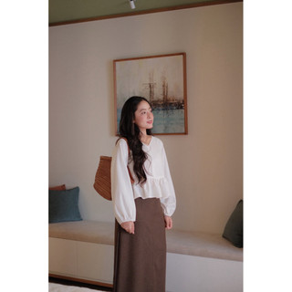 Ria top - Áo linen phối bèo tay dài Ma Vie