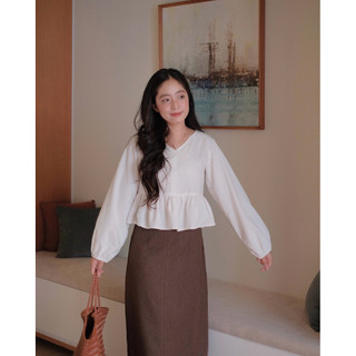 Ria top - Áo linen phối bèo tay dài Ma Vie