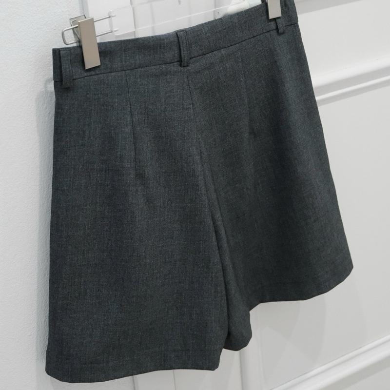 LAEM | Quần I-U - Quân short đùi chất liệu cao cấp dành cho bốn mùa.