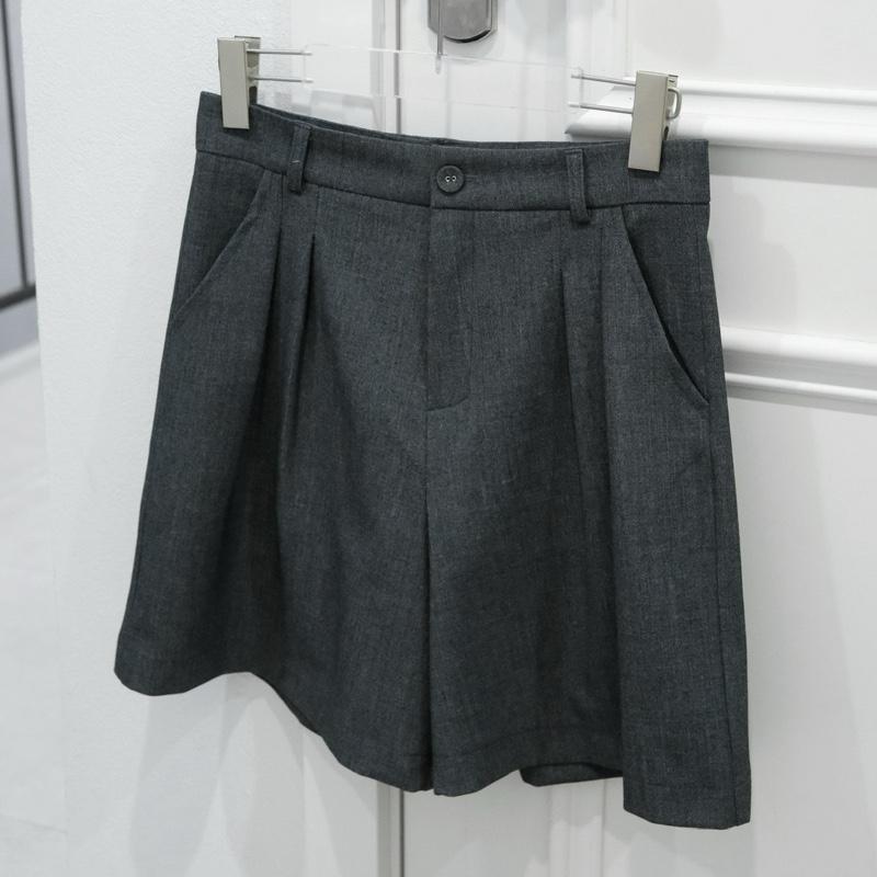 LAEM | Quần I-U - Quân short đùi chất liệu cao cấp dành cho bốn mùa.