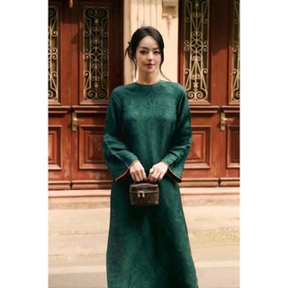 Áo dài thọ dơi shop thanh ngân lại lên thêm mẫu mới nhất kết hợp trên nền gấm sang trong