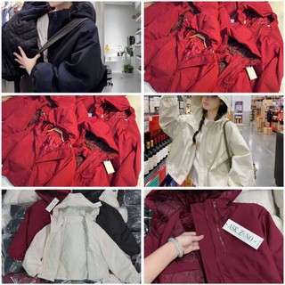 Áo khoác gió trần trám hàng có khóa kiểu phụ trên cổ , mũ liền , có 3 size cho các bạn từ 40kg - 63kg < 1m64
