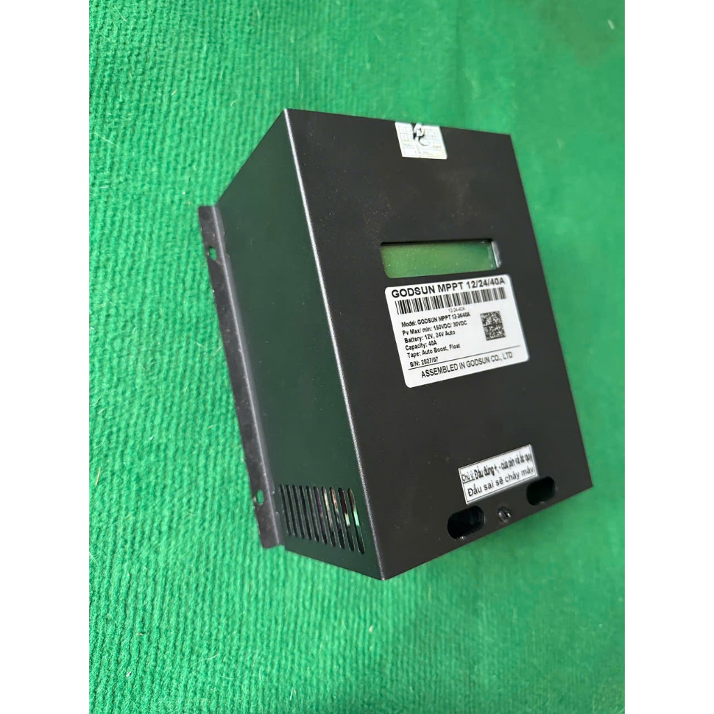 Sạc năng lượng mặt trời MPPT 40A 12V/24V |  Hiệu suất cao, bảo vệ quá dòng, LCD hiển thị