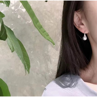 khuyên tai Ngọc trai nuôi nước ngọt từ9,5-10 mm kết hợp bạc s925